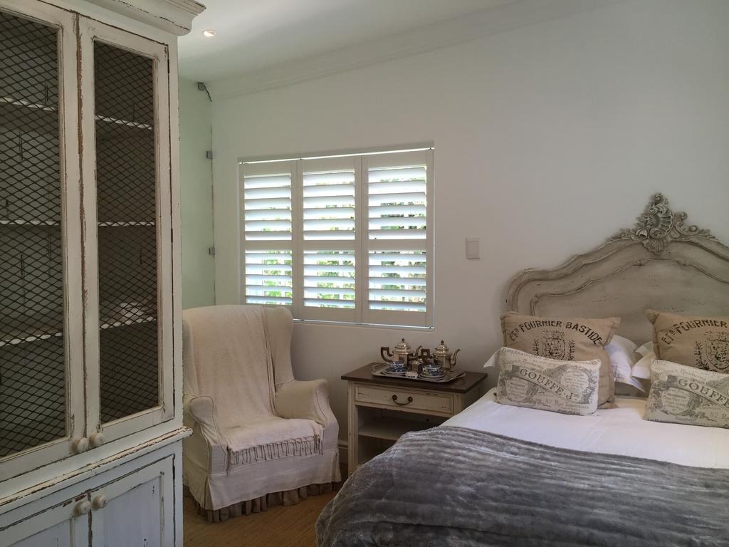 לינה וארוחת בוקר קייפטאון The White Manor חדר תמונה